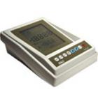 6173R酸堿度測(cè)試儀為大學(xué)實(shí)驗(yàn)室及科研單位特殊設(shè)計(jì)的超大屏幕的酸堿度測(cè)試儀, 也可測(cè)氧化還原反應(yīng), 測(cè)量的同時(shí)可顯示溫度值。有RS-232通訊接口。