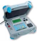 MI2141 便攜式電器安規(guī)測試儀, 接地連接測試 測試電流：100 mA, 4 A, 10 A, 25 A 測量范圍：0.00 - 19.99Ω    精度： ±(5 % +5 字), 絕緣測試 測試電壓：250 V, 500 V 
測量范圍：0.00 - 199.9 M Ω , 替代泄漏測試,測試電壓：40 V 