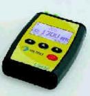 MI5100光纖測試套件是一個功能完備的測量工具，用于測量波長為 850 nm 和 1300 nm 的 LAN 裝置中的多模 50 μm 和 62.5 μm 光纖電纜。另外，還可以獲得波長為 1300 nm 和 1550 nm 的單模光源。與MI 2016 結合使用時，可提供專業(yè)的檢驗報告。