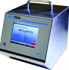 AeroTrakTM 9000 納米顆粒氣溶膠監(jiān)測(cè)儀可以測(cè)量沉積在肺部的顆粒表面積，儀器先對(duì)顆粒進(jìn)行擴(kuò)散荷電，然后使用靜電計(jì)檢測(cè)荷電的氣溶膠，給出肺泡(A) 或氣管支氣管 (TB) 部位的沉積表面積，檢測(cè)粒徑:10 到1000nm(進(jìn)樣口使用1μm 旋風(fēng)分離器)
 