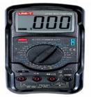UT53 數(shù)字萬用表 直流電壓:200mV1000V;交流電壓:200mV/2V/20V/200V/750V;直流電流:2mA-20A;交流電流:20mA-20A;電阻:200W-200MW;電容:2nF-20mF;溫度:-40℃～1000℃
 
