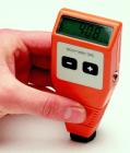 Elcometer345涂層測厚儀具有整體式與分離式兩種形式探頭，可測量鐵基（F）、非鐵基（F）或鐵基及非鐵基（FNF）材料的涂層厚度，范圍:0-1500/0-60
 

