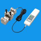 功能： 
HD旁壓張力測試儀安裝方便、操作簡單、維修容易，專用于測量鋼絲繩的張力。鋼絲繩通過U形螺栓固定在傳感器上，當(dāng)鋼絲繩受拉力時，力通過導(dǎo)向輪作用于傳感器上。 
