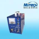 詳細(xì)信息
CDX-5便攜式多功能磁粉探傷機(jī)為本公司吸收國(guó)內(nèi)外磁粉探傷機(jī)的優(yōu)點(diǎn)，選用新材料、采用新工藝；制造的改進(jìn)型全電子控制的新型磁粉探傷儀,具有功能齊全、探傷速度快、檢測(cè)靈敏度高、操作簡(jiǎn)便、故障率低、維修方便等優(yōu)點(diǎn)；儀器采用外加磁場(chǎng)磁化法，具有電流調(diào)節(jié)和退磁功能，體積小，重量輕，方便攜帶; 高集成化電路使一臺(tái)設(shè)備兼?zhèn)湓瓗追N設(shè)備的全部功能；可配備A.D.E.O四種探頭,該儀器輸出電流大小可調(diào),可適應(yīng)不同靈敏度要求, 交流磁化斷電相位控制，超負(fù)荷保護(hù)，并具有退磁等功能。
