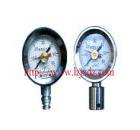 BZY-60型礦用測壓表是用來測量煤礦脈沖壓力大、使用環(huán)境惡劣條件下綜采設(shè)備壓力及峰值的儀表。由量程為60Mpa抗沖壓式壓力表（壓力表直徑是60mm）和外殼體及標(biāo)準(zhǔn)配件綜采插接頭組成，具有操作方便、穩(wěn)定性好、使用壽命長、價格低等特點(diǎn)。